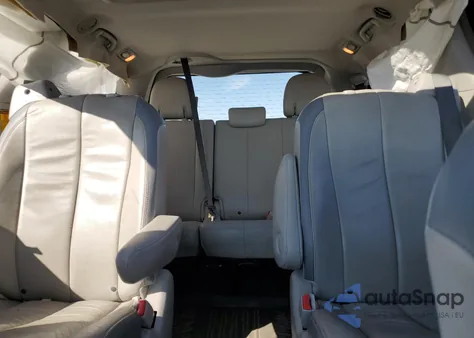 2014 Toyota Sienna Xle from USA, damaged, VIN 5TDDK3DC5ES079512